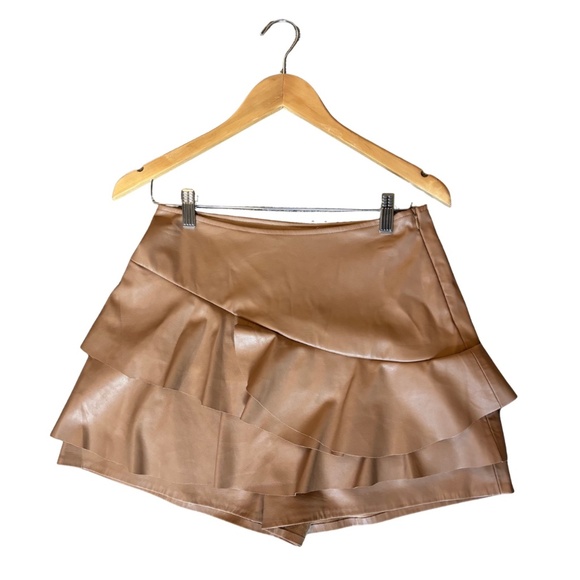 Vestique Faux Leather Ruffle Mini Skort - Picture 1 of 3